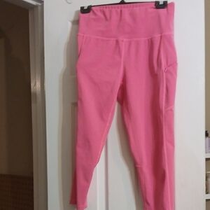 High-Waist Pink Active Leggings with Side Pocket